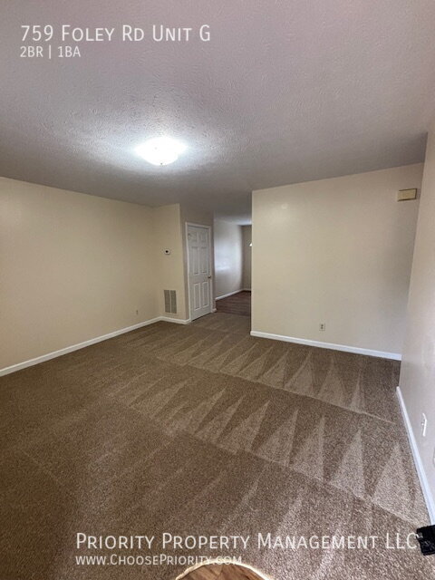 Foto del edificio - 759 Foley Rd