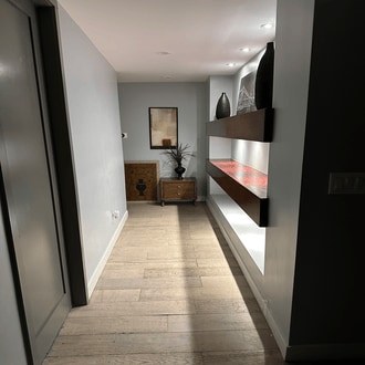 Photo - 300 N Plymouth Blvd House