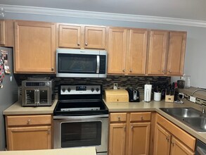 Building Photo - 3206 Caitlins Way
