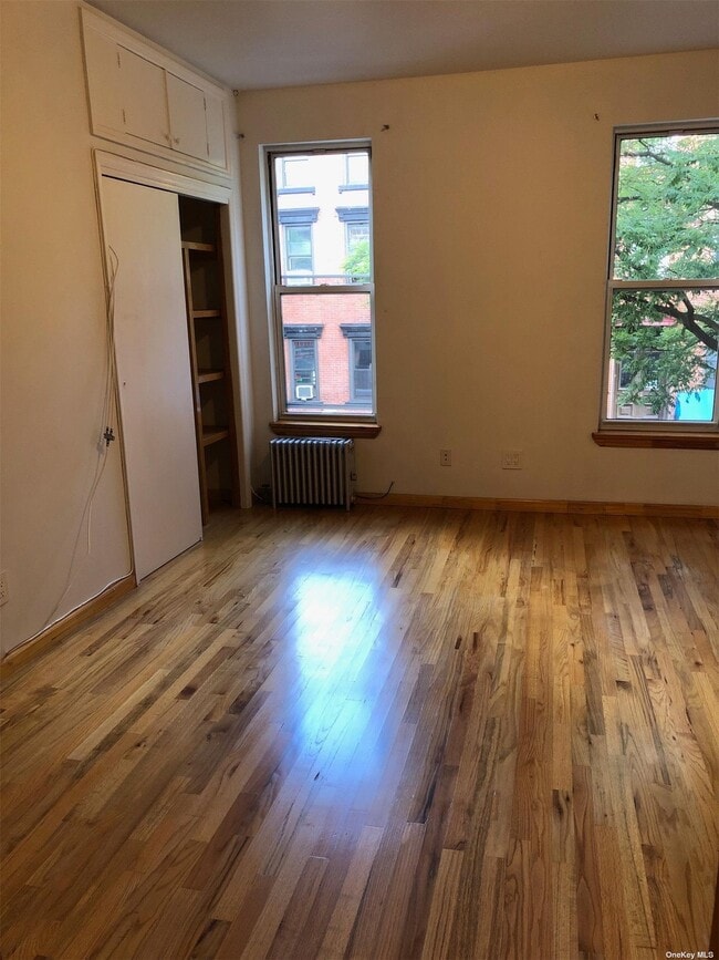 Building Photo - 158 Bedford Ave