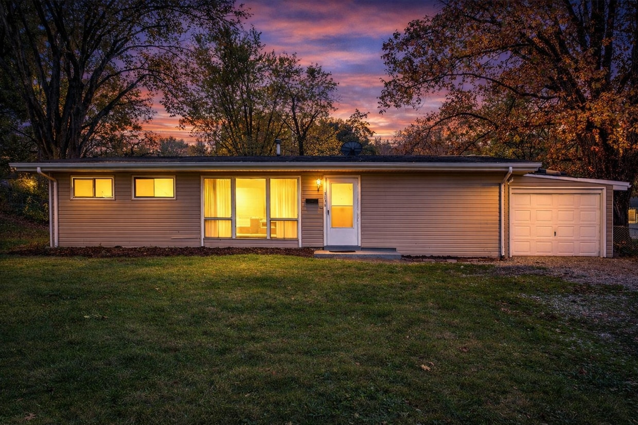 Spanish Lake Stunner - Spanish Lake Stunner