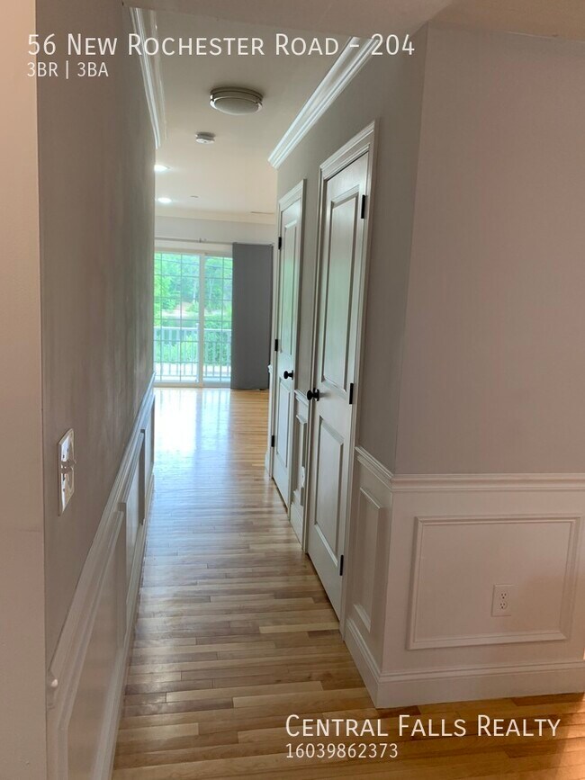 Foto del edificio - 56 New Rochester Rd