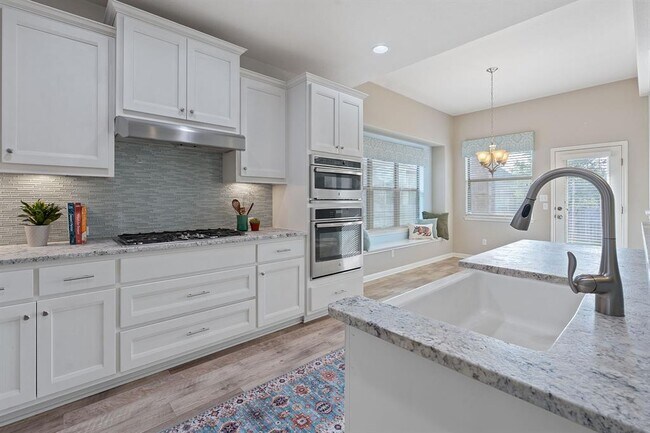 Foto del edificio - 2809 Coral Valley Dr