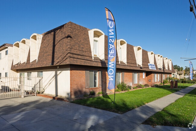 Building Photo - Ryon ave Apartments