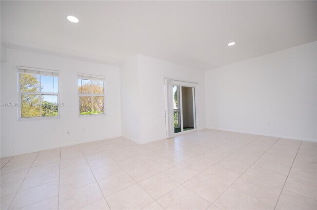 Foto del edificio - 11403 NW 89th St