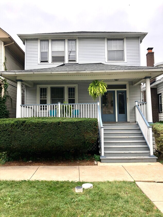 847 Ferdinand Ave Unit 2, Forest Park, IL 60130 Apartments in Forest