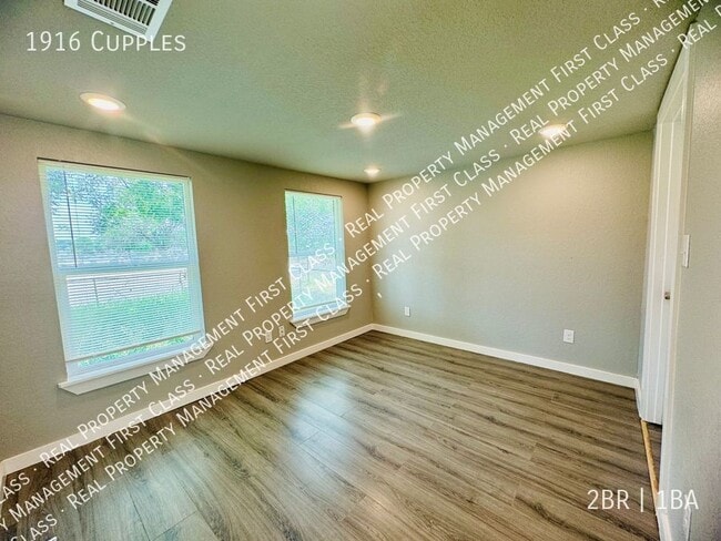 Photo - 1916 Cupples- House