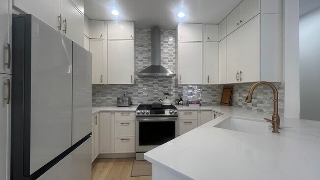 Foto del edificio - 203 Evergrene Pkwy