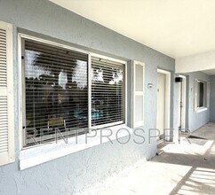 Building Photo - 122 Water Front Way