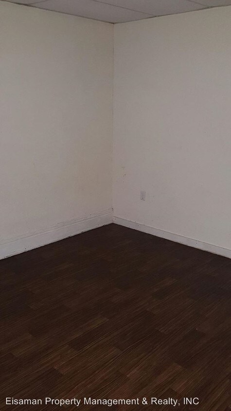 Foto principal - 205 1/2 S Broadway St