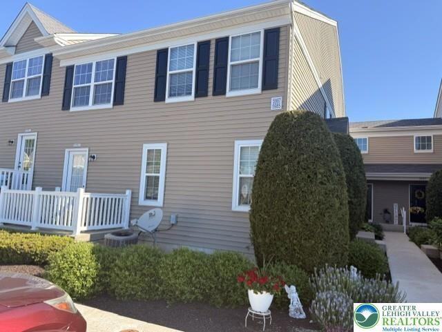 Foto del edificio - 5985 Valley Forge Dr