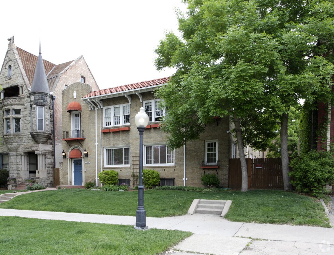 Foto del edificio - 1528 Emerson St
