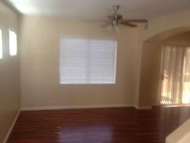 Foto del edificio - 1222 S 119th Ln