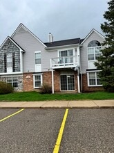 Building Photo - 249 Brookwood Dr