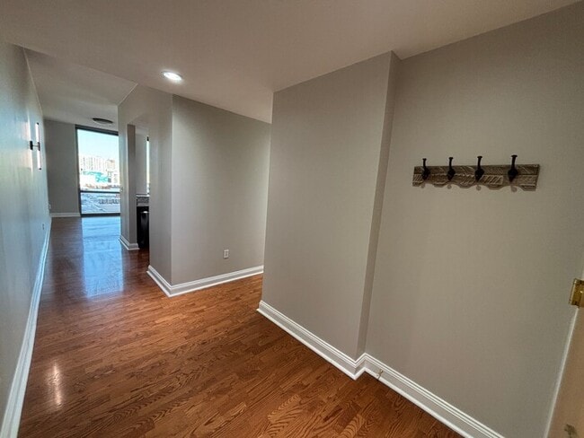 Foto del edificio - Fantastic Uptown Views 2 Bedroom 2 Bath co...