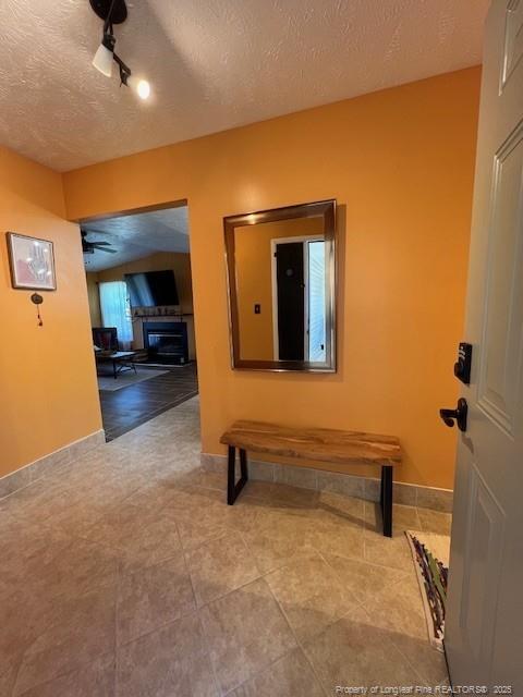 Foto del edificio - 661 Bartons Landing Pl