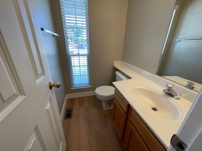 Building Photo - 4458 Highplains Dr