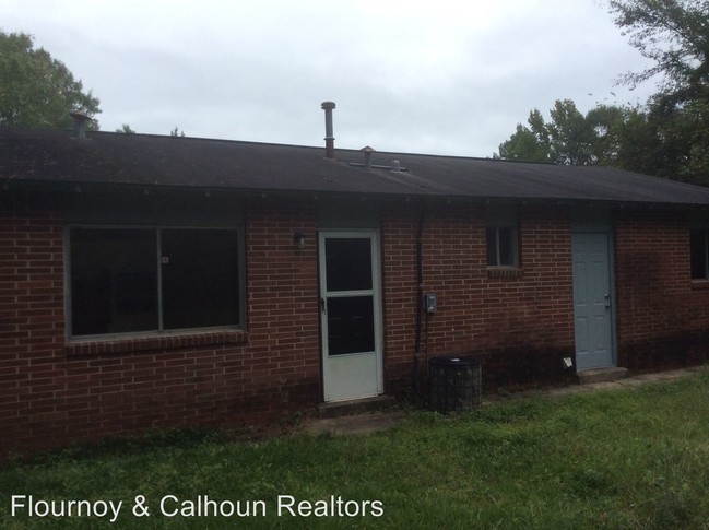 Building Photo - 3 br, 1 bath House - 932 Kirkland Drive