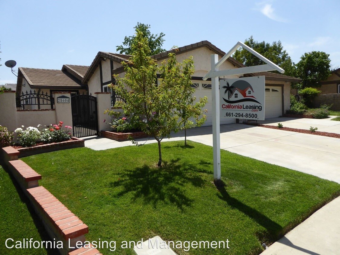 Primary Photo - 3 br, 2 bath House - 25604 Palma Alta Drive