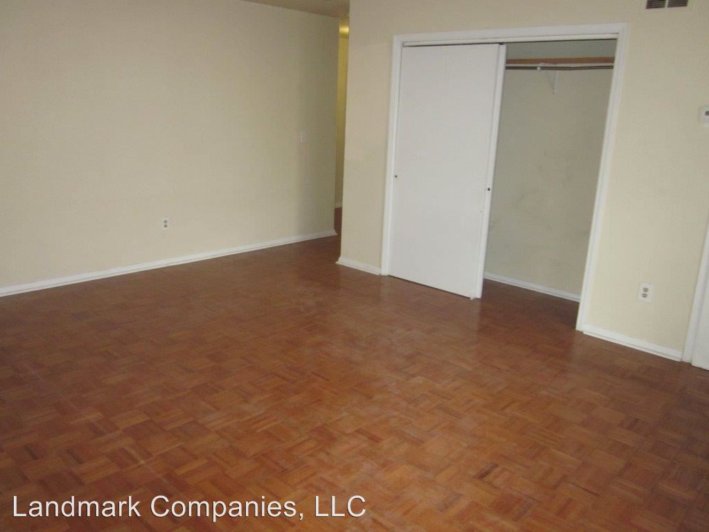 Building Photo - 214 E 1st Ave