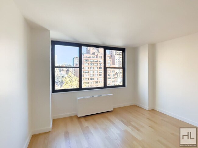Foto del edificio - EAST 49 STREET