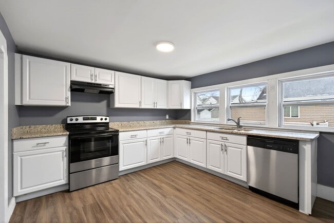 Photo - Newly renovated property House