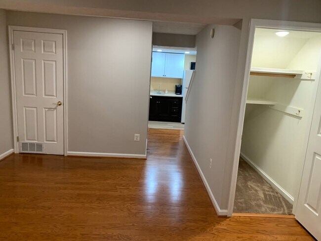 Foto del edificio - 37 Sudley Ford Ct