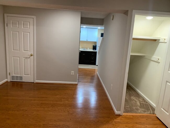 Photo - 37 Sudley Ford Ct Townhome