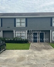 Building Photo - 2584 Dorian Dr SW