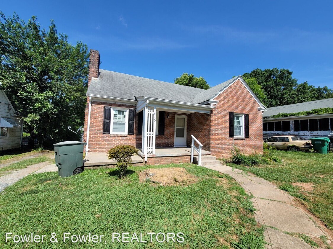 Primary Photo - 2 br, 1 bath House - 415 Forrest St