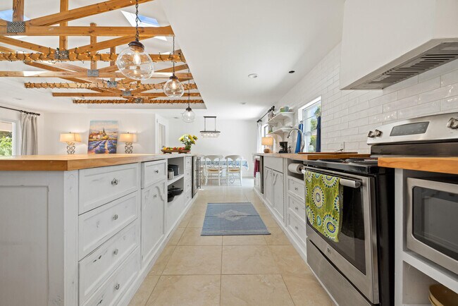 Foto del edificio - 425 10th Ave