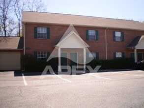 Building Photo - 9130 Cedarpark Ln NW