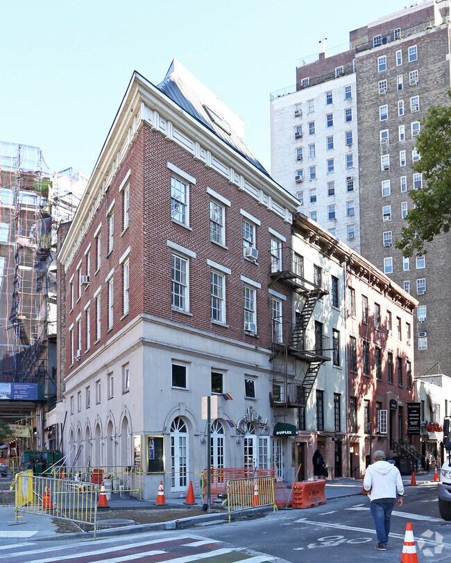 5161 Christopher St, New York, NY