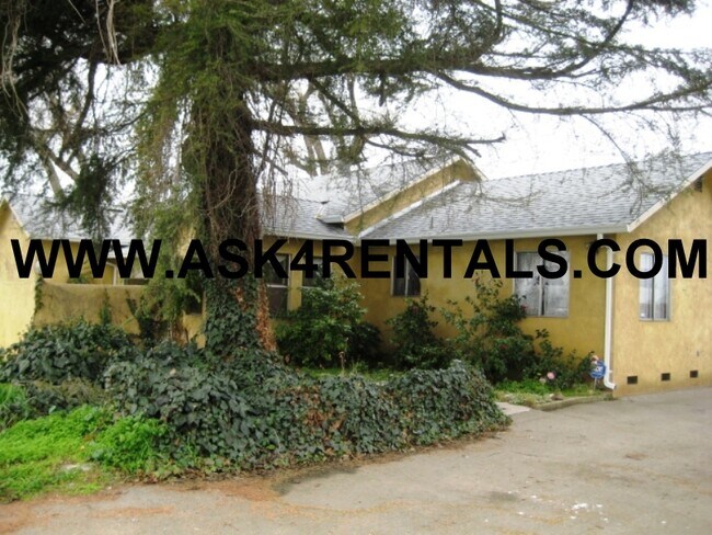 Building Photo - 7937 Endow Rd S