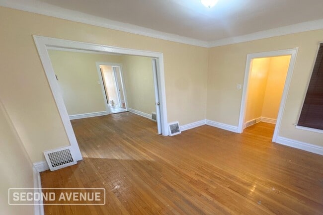 Building Photo - 9932 S Lafayette Ave
