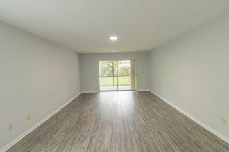 Building Photo - 2536 Mason Oaks Dr