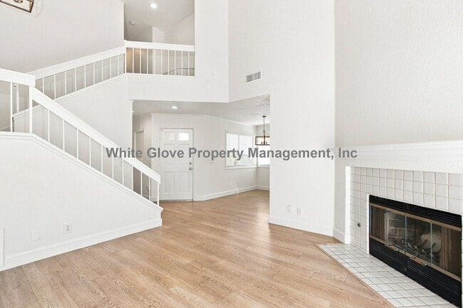 Building Photo - 26981 Stonehaven