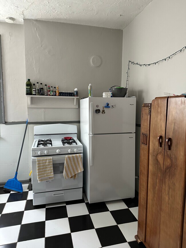 Foto del edificio - 3514 Telford St