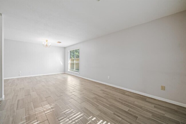 Foto del edificio - 22623 Round Valley Dr