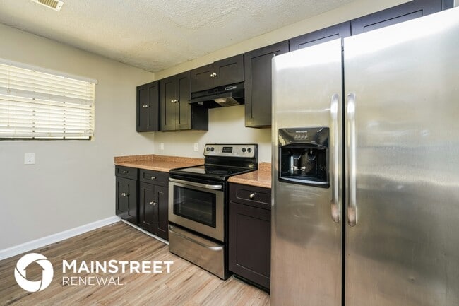 Building Photo - 5517 Hadrian Ct