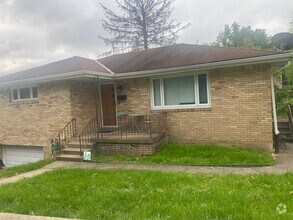 Building Photo - 16 Kohlmeyers Ln