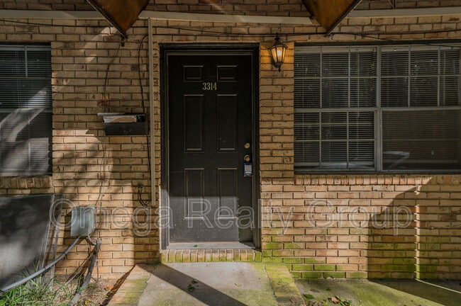 Foto del edificio - 3314 Warringwood Dr
