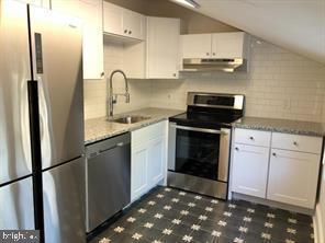 Foto del edificio - 76 S Main St