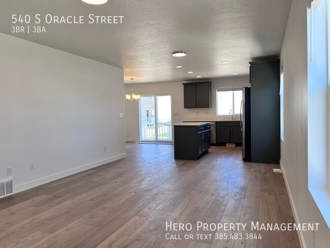 Foto del edificio - GET $500 OFF THE FIRST MONTHS RENT!!!!