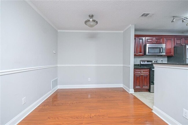 Foto del edificio - 3102 Santa Fe Pkwy