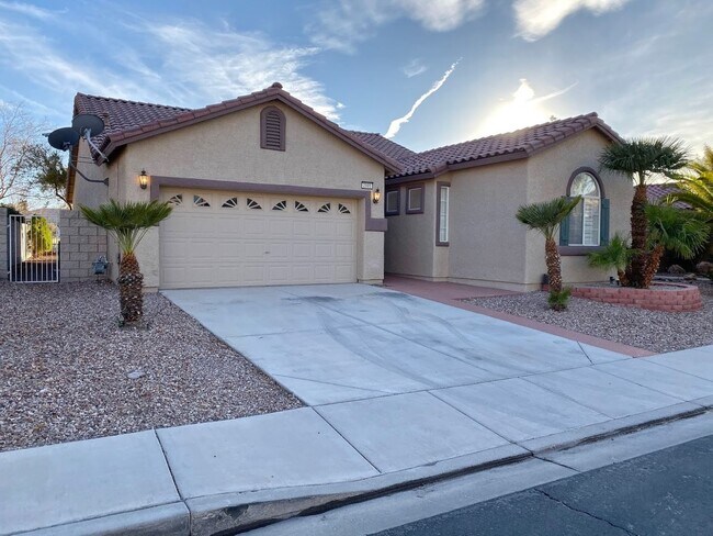 Building Photo - 2985 Panorama Ridge Dr