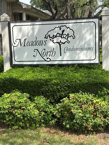 Foto del edificio - 8057 Meadow Rd