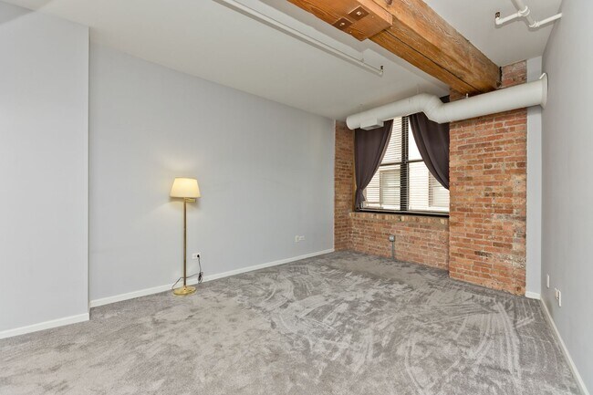 Foto del edificio - 520 W Huron St