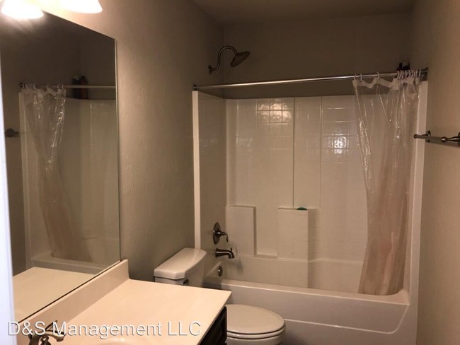Building Photo - 3 br, 2 bath House - 3509 Green Apple