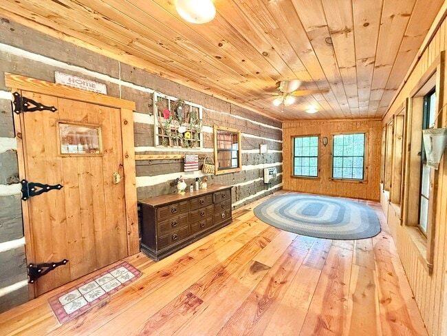 Building Photo - 6233 Steffner Cir